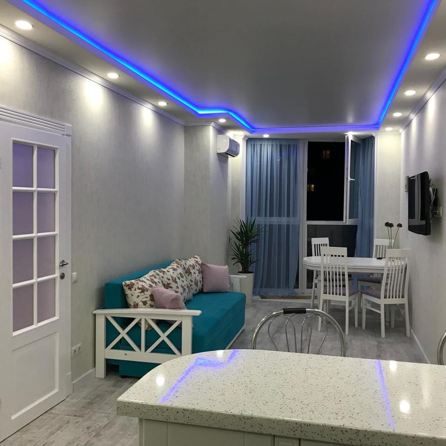Luxe Apartment On Drahomanova Kyiv Exterior foto