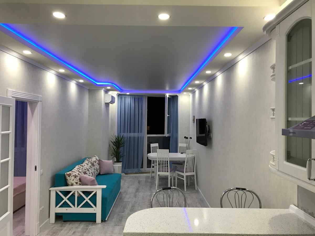 Luxe Apartment On Drahomanova Kyiv Exterior foto