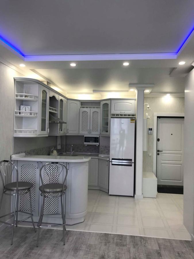 Luxe Apartment On Drahomanova Kyiv Exterior foto